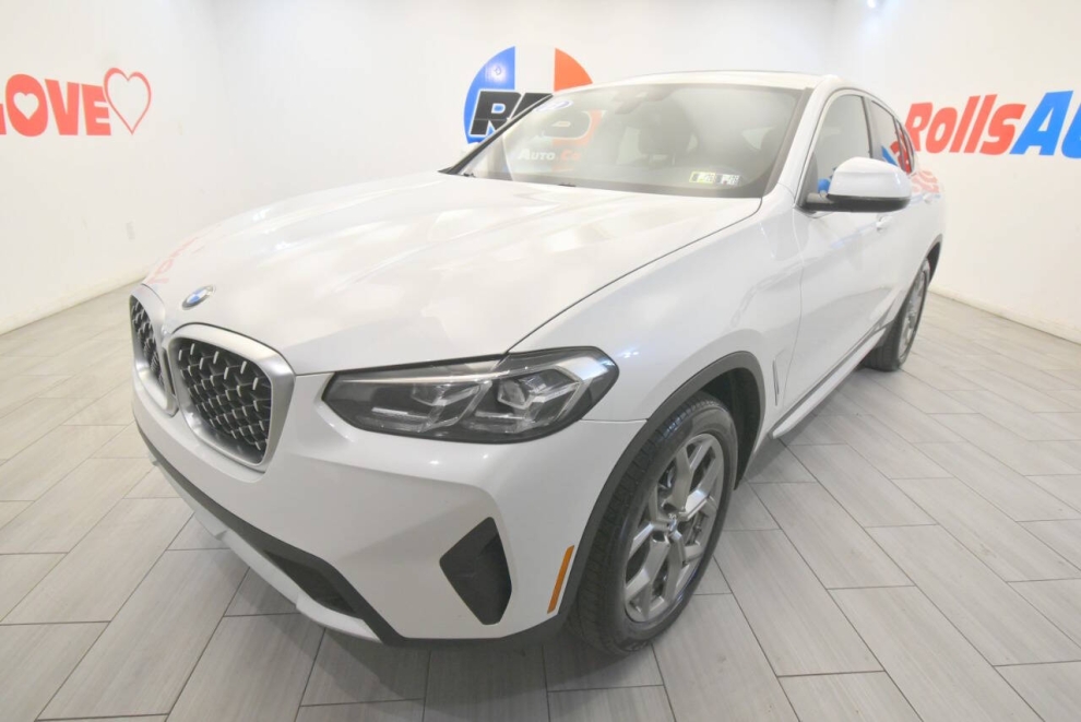 2022 BMW X4 xDrive30i AWD 4dr Sports Activity Coupe, White, Mileage: 92,545 
