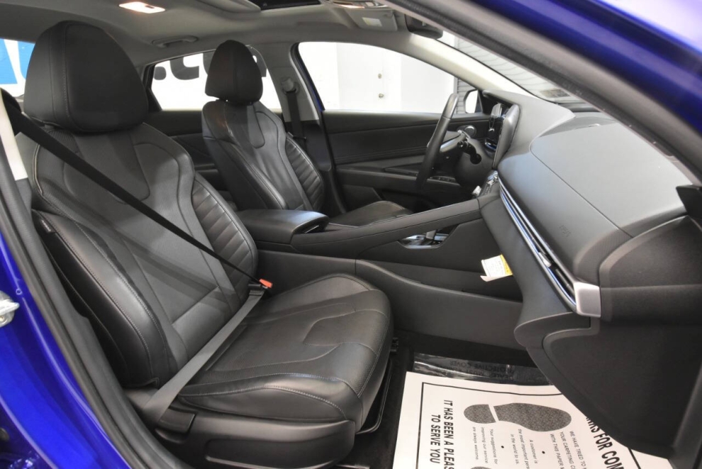 2023 Hyundai Elantra Hybrid Limited 4dr Sedan, Blue, Mileage: 73,021 - photo 16