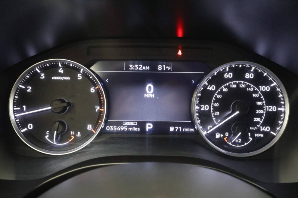 2024 Mitsubishi Outlander ES AWD 4dr SUV, Black, Mileage: 35,439 - photo 29