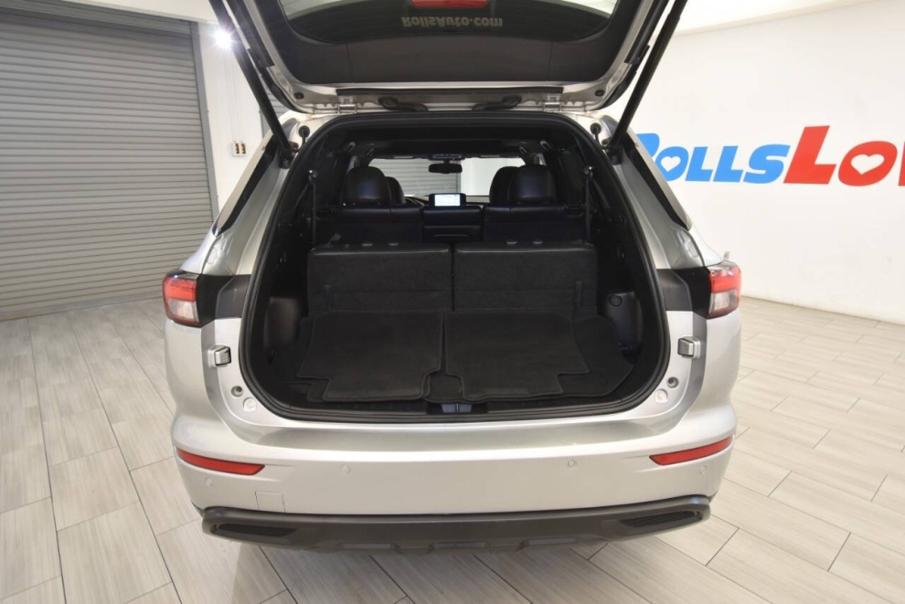 2022 Mitsubishi Outlander SEL AWD 4dr SUV, Silver, Mileage: 21,205 - photo 34