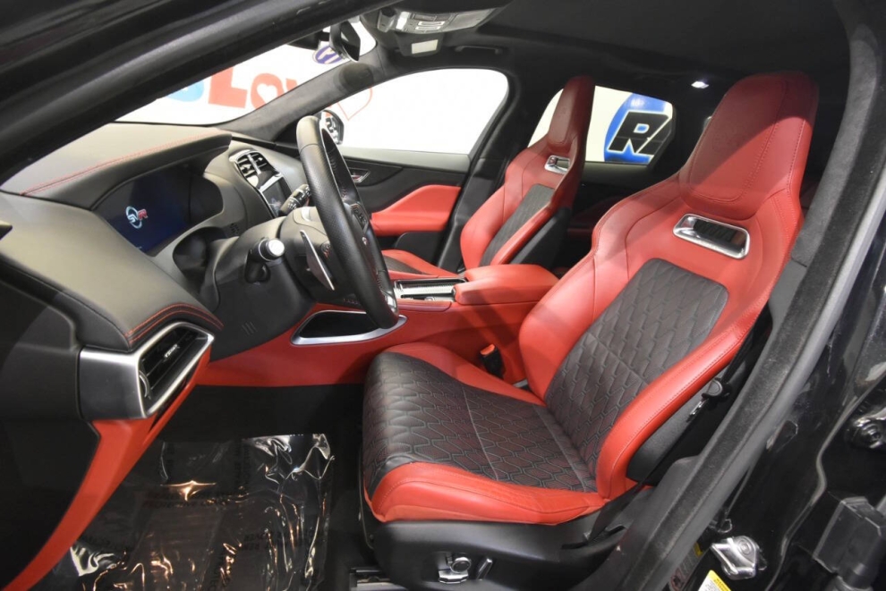 2019 Jaguar F-PACE SVR AWD 4dr SUV, Black, Mileage: 88,300 - photo 12