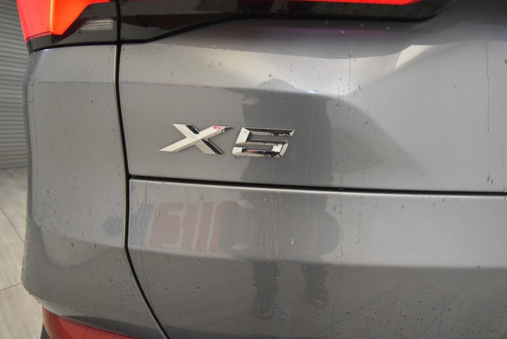 2024 BMW X5 xDrive40i AWD 4dr Sports Activity Vehicle, Gray, Mileage: 33,913 - photo 38
