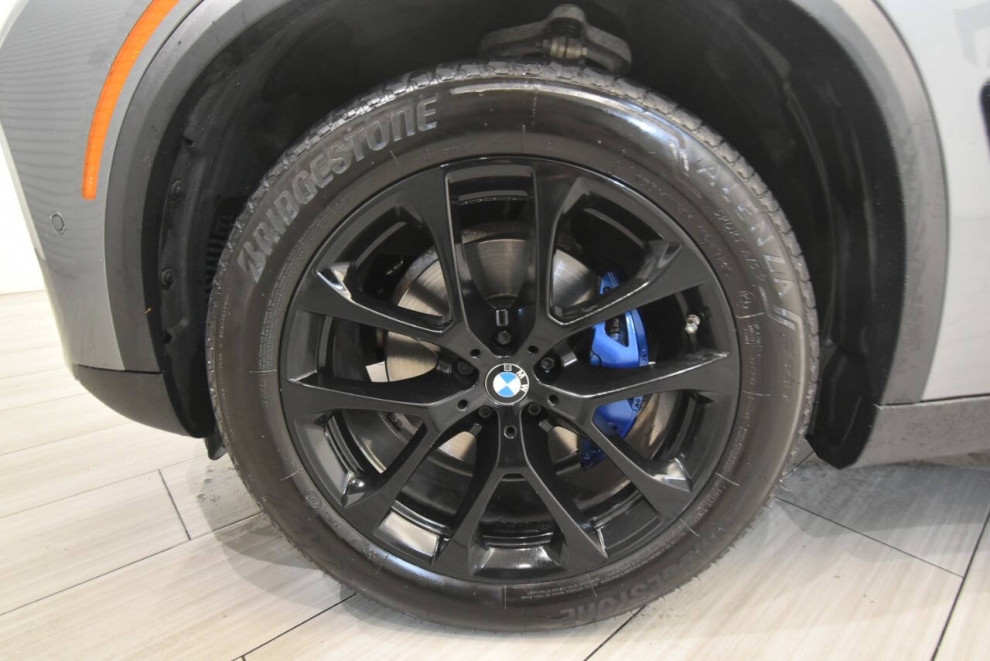 2024 BMW X5 xDrive40i AWD 4dr Sports Activity Vehicle, Gray, Mileage: 33,913 - photo 9