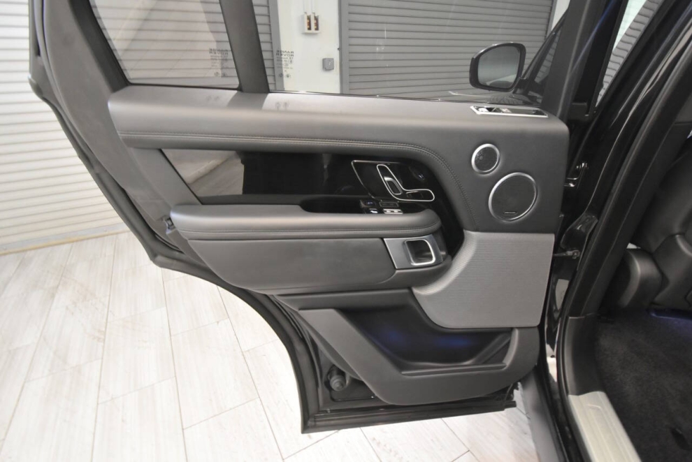 2021 Land Rover Range Rover P525 HSE Westminster Edition AWD 4dr SUV, Black, Mileage: 70,987 - photo 14