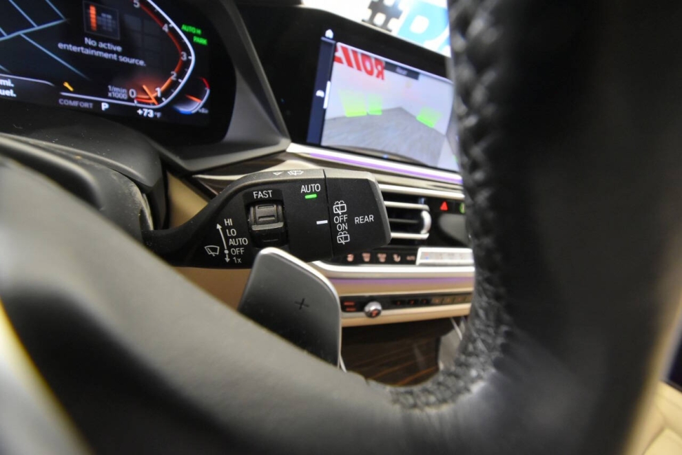 2019 BMW X7 xDrive50i AWD 4dr Sports Activity Vehicle, Gold, Mileage: 84,050 - photo 31