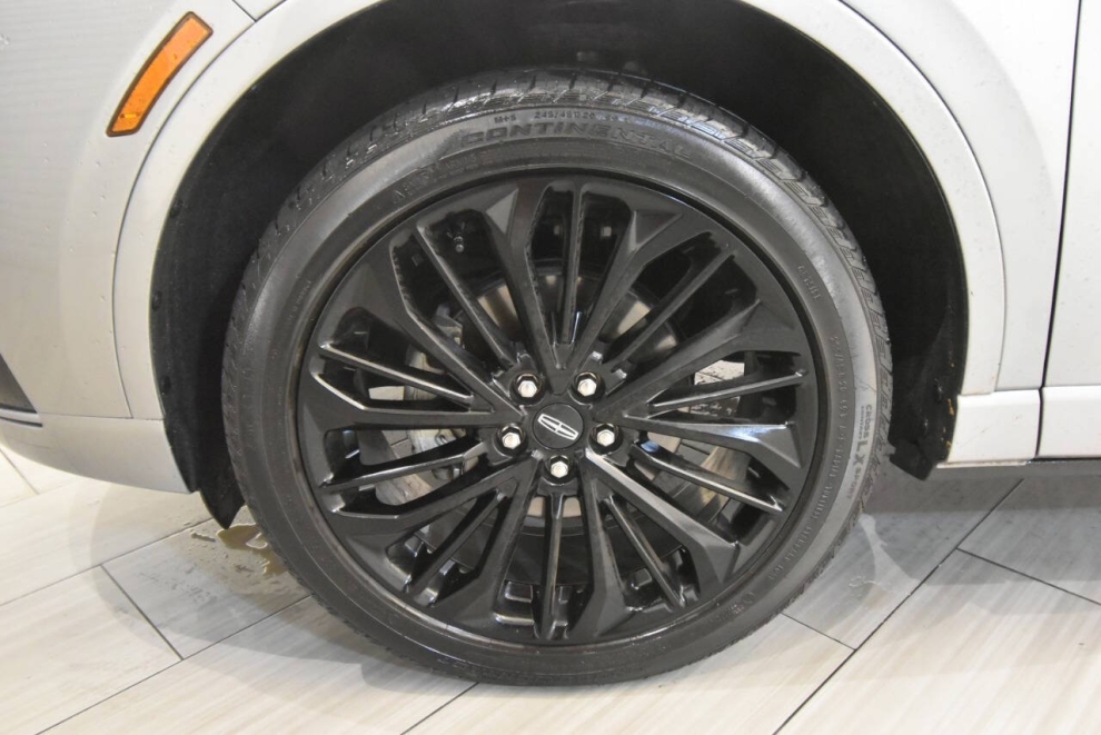 2023 Lincoln Corsair Standard AWD 4dr SUV, Plata, Mileage: 67,004 - photo 10