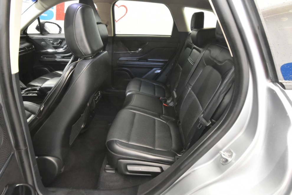 2023 Lincoln Corsair Standard AWD 4dr SUV, Plata, Mileage: 67,004 - photo 14
