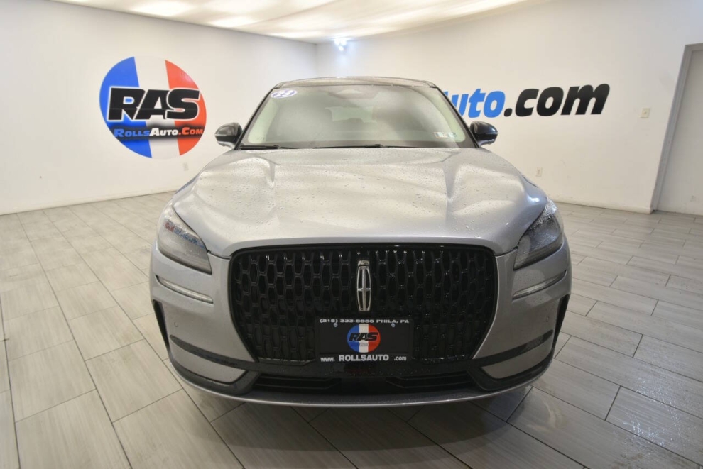 2023 Lincoln Corsair Standard AWD 4dr SUV, Plata, Mileage: 67,004 - photo 7