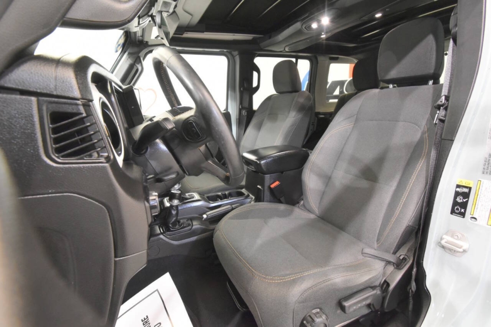 2024 Jeep Wrangler Willys 4xe 4x4 4dr SUV, Gray, Mileage: 57,565 - photo 17