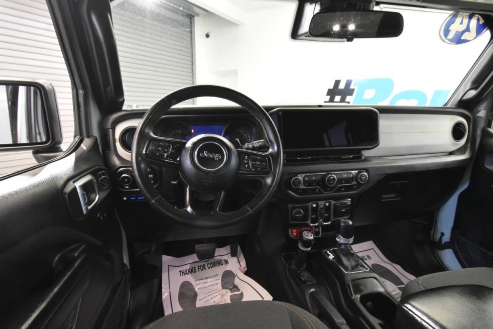 2024 Jeep Wrangler Willys 4xe 4x4 4dr SUV, Gray, Mileage: 57,565 - photo 25