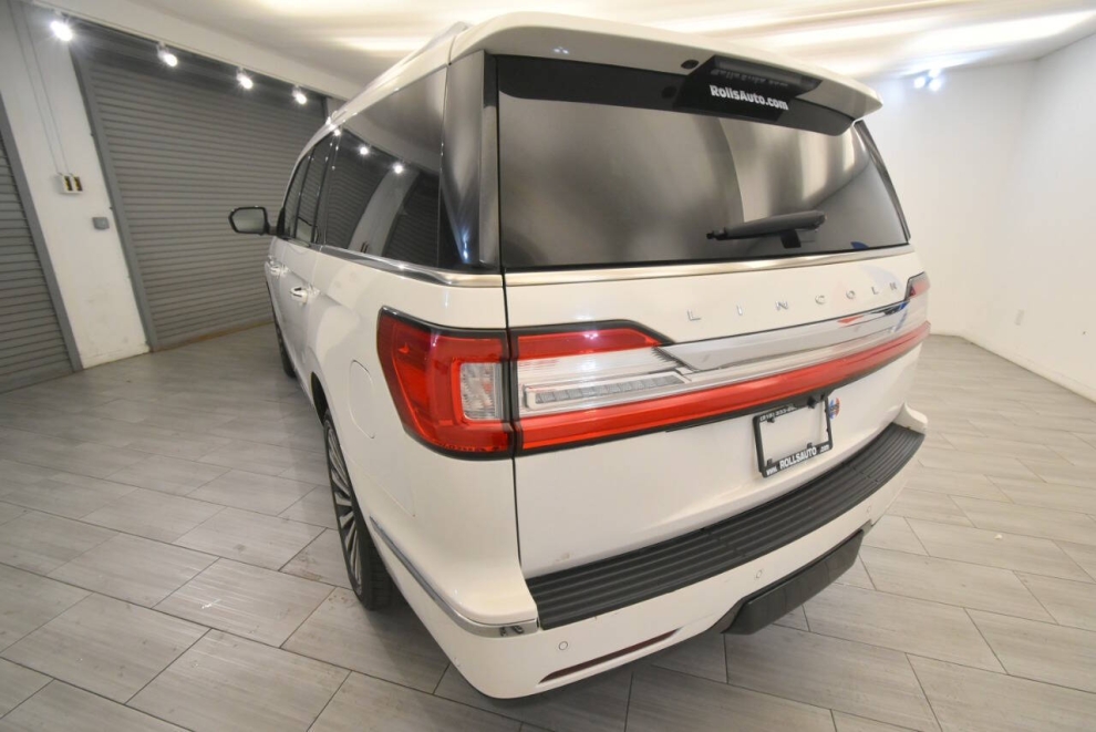 2020 Lincoln Navigator Reserve 4x4 4dr SUV, White, Mileage: 80,123 - photo 2