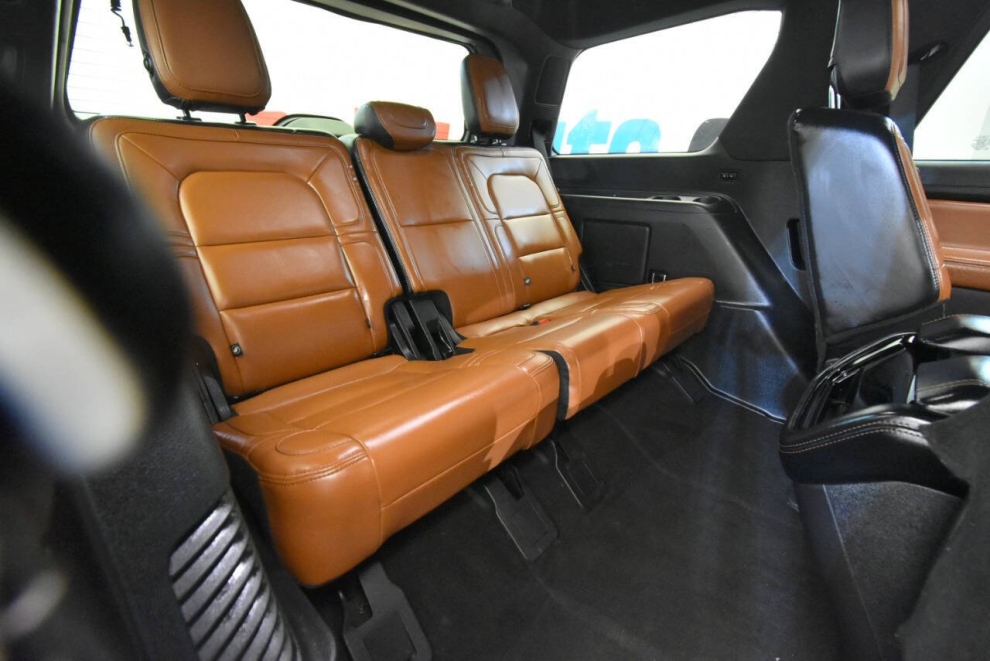 2020 Lincoln Navigator Reserve 4x4 4dr SUV, White, Mileage: 80,123 - photo 23