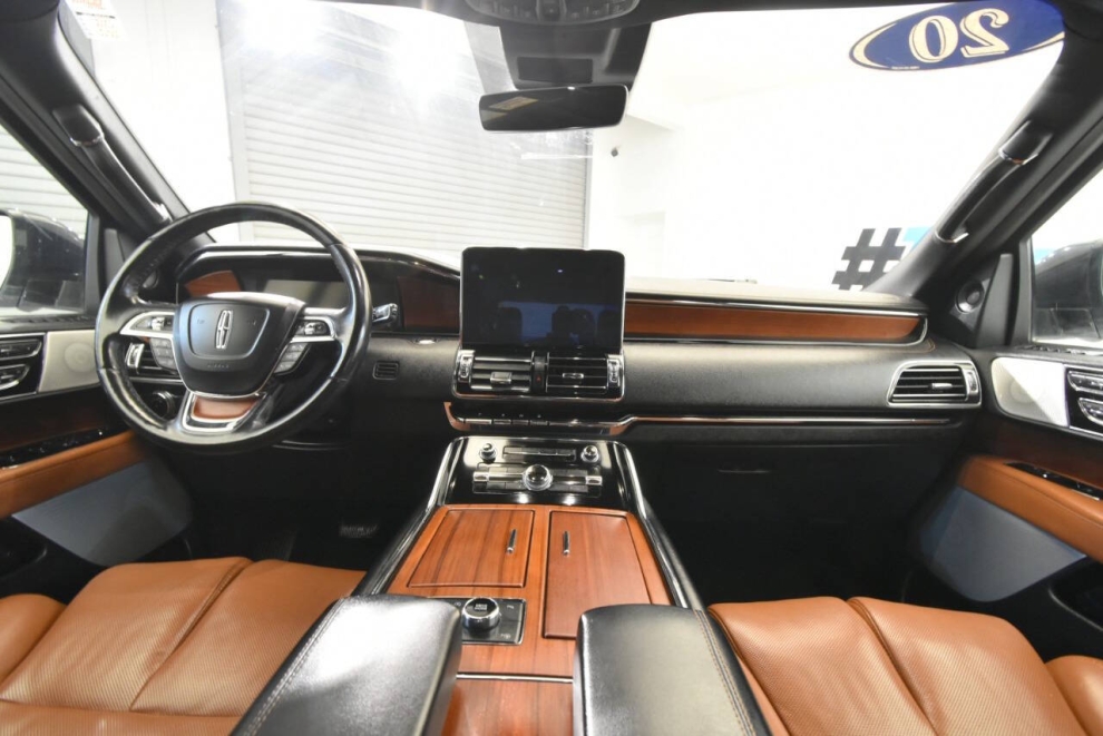 2020 Lincoln Navigator Reserve 4x4 4dr SUV, White, Mileage: 80,123 - photo 25