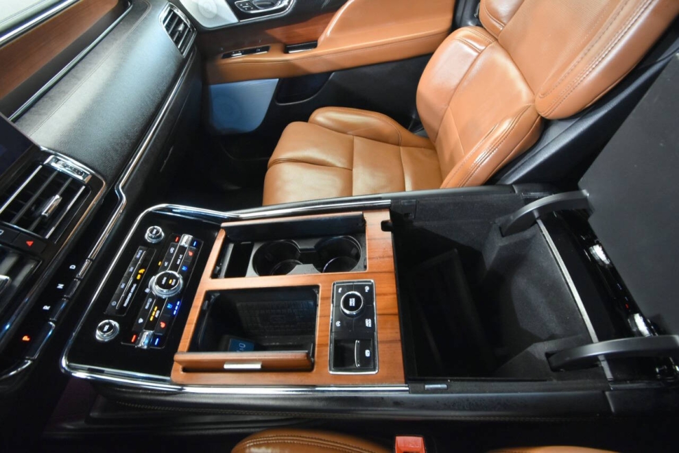 2020 Lincoln Navigator Reserve 4x4 4dr SUV, White, Mileage: 80,123 - photo 27