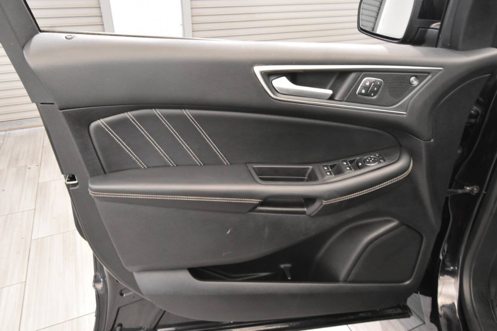 2021 Ford Edge ST AWD 4dr Crossover, Black, Mileage: 75,756 - photo 12