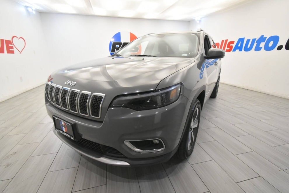 2019 Jeep Cherokee Limited 4x4 4dr SUV, Gray, Mileage: 75,085 