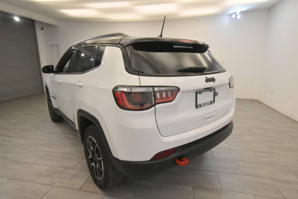 2024 Jeep Compass Trailhawk 4x4 4dr SUV, White, Mileage: 46,943 - photo 2