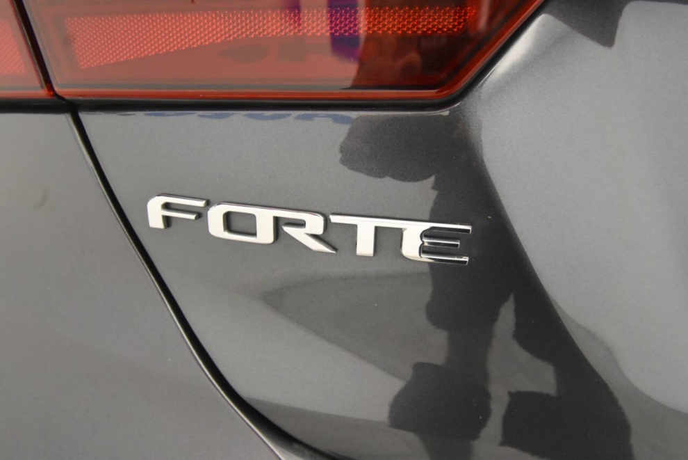 2021 Kia Forte GT Line 4dr Sedan, Gray, Mileage: 83,906 - photo 31