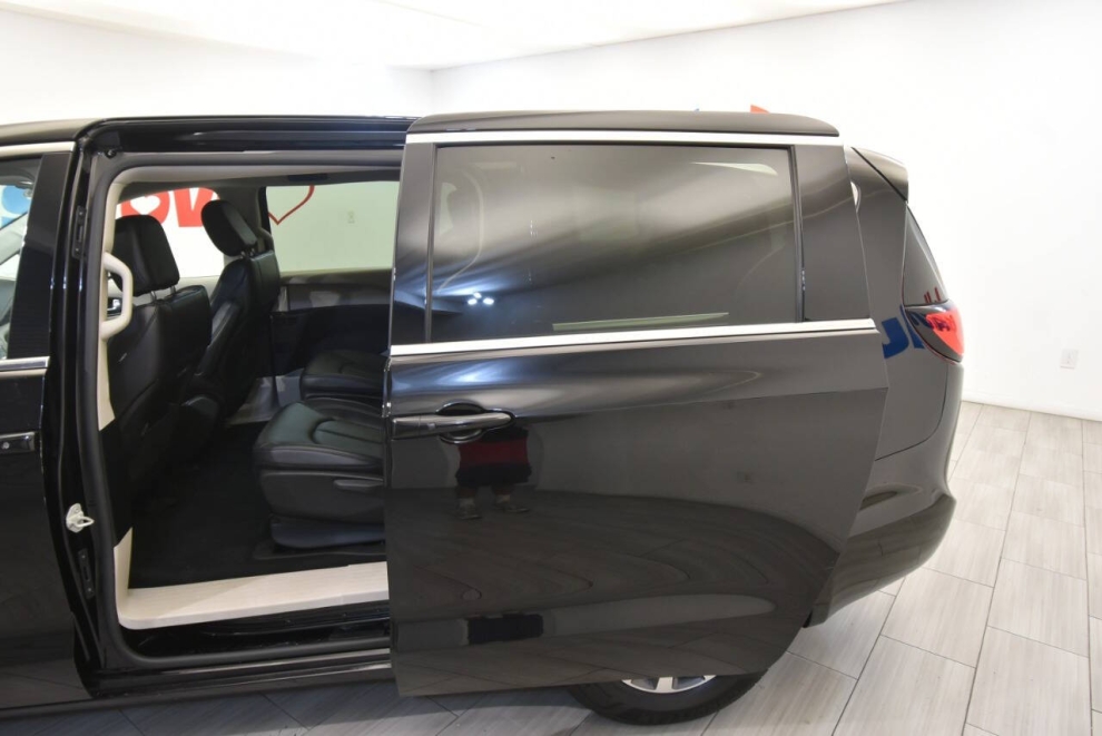 2024 Chrysler Pacifica Plug-In Hybrid Select 4dr Mini Van, Negro, Mileage: 58,115 - photo 17