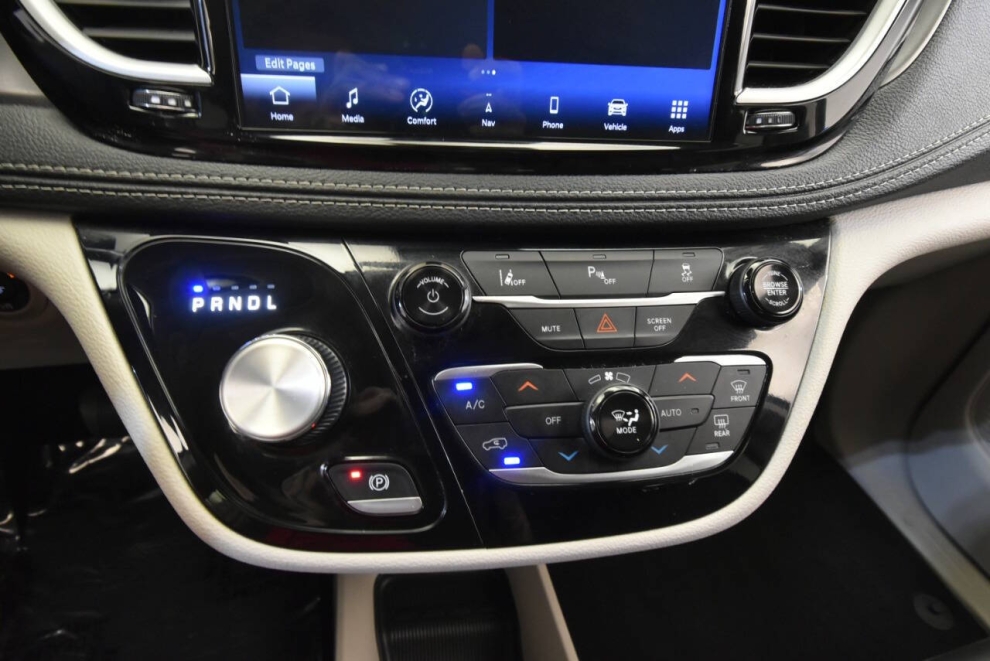 2024 Chrysler Pacifica Plug-In Hybrid Select 4dr Mini Van, Negro, Mileage: 58,115 - photo 26