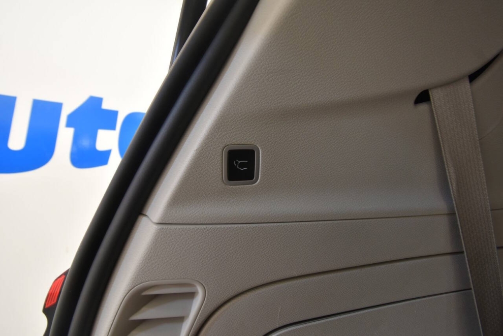 2024 Chrysler Pacifica Plug-In Hybrid Select 4dr Mini Van, Negro, Mileage: 58,115 - photo 38