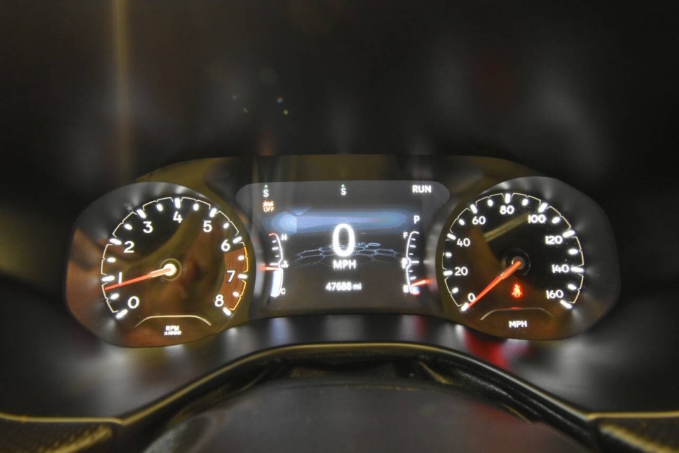 2024 Jeep Compass Trailhawk 4x4 4dr SUV, Silver, Mileage: 47,671 - photo 29