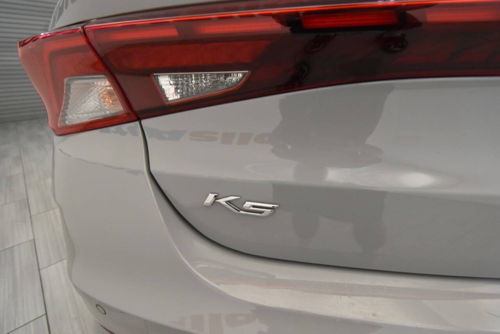 2021 Kia K5 GT 4dr Sedan, Gray, Mileage: 64,522 - photo 33