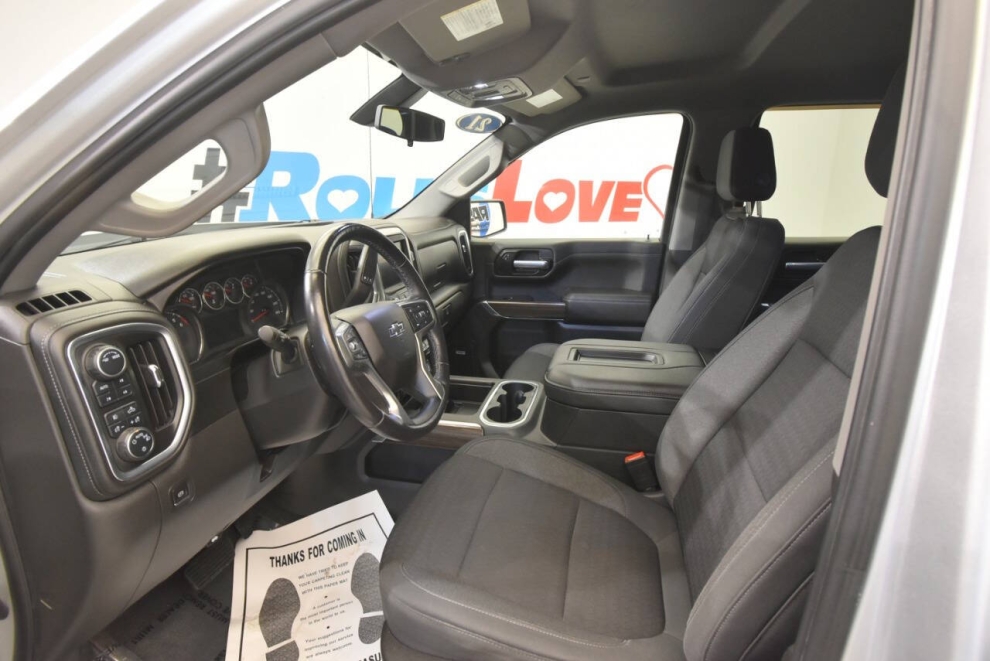 2021 Chevrolet Silverado 1500 RST 4x4 4dr Crew Cab 5.8 ft. SB, Silver, Mileage: 97,868 - photo 12