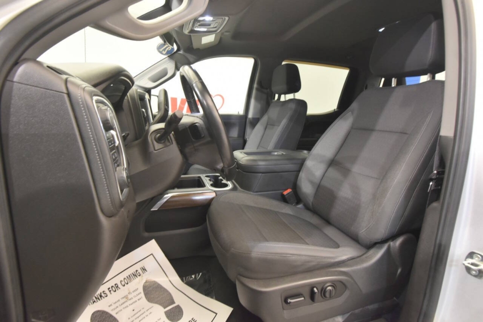 2021 Chevrolet Silverado 1500 RST 4x4 4dr Crew Cab 5.8 ft. SB, Silver, Mileage: 97,868 - photo 13