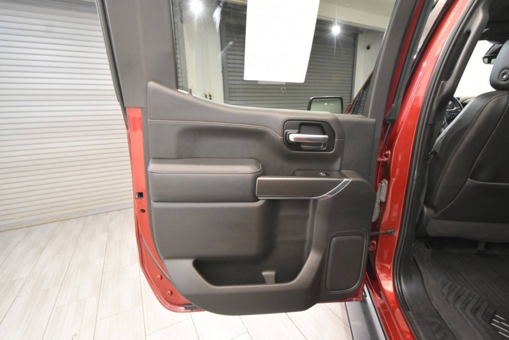 2020 GMC Sierra 1500 AT4 4x4 4dr Crew Cab 5.8 ft. SB, Red, Mileage: 98,890 - photo 18