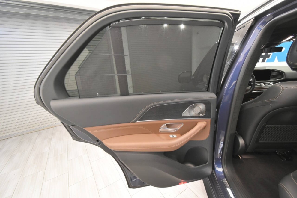 2024 Mercedes-Benz GLE AMG GLE 63 S AWD 4MATIC+ 4dr SUV, Azul, Mileage: 44,567 - photo 16