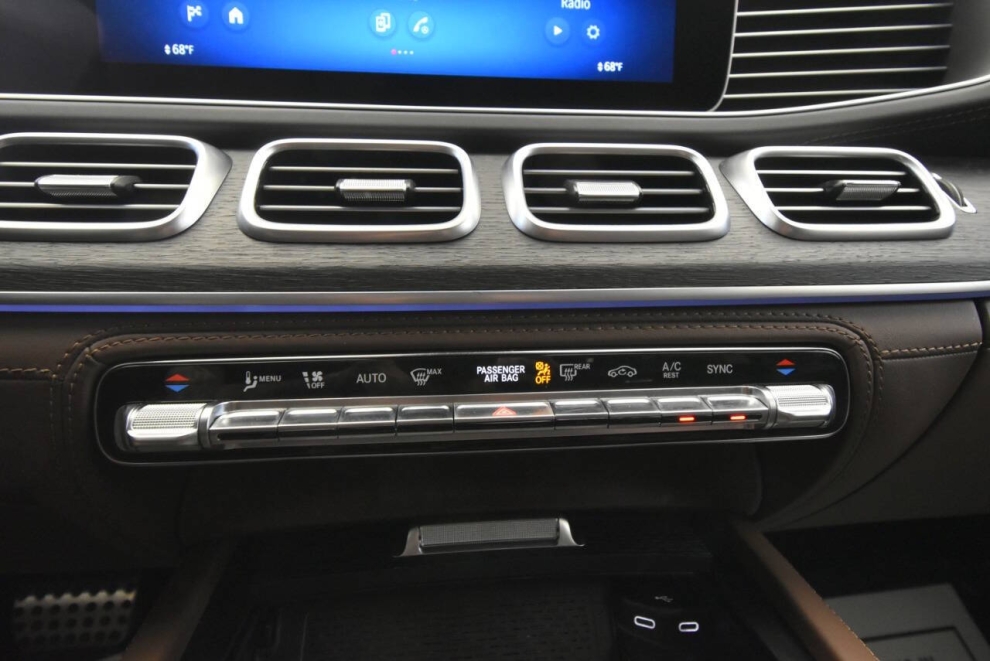 2024 Mercedes-Benz GLE AMG GLE 63 S AWD 4MATIC+ 4dr SUV, Azul, Mileage: 44,567 - photo 23