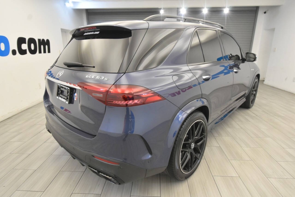 2024 Mercedes-Benz GLE AMG GLE 63 S AWD 4MATIC+ 4dr SUV, Azul, Mileage: 44,567 - photo 4