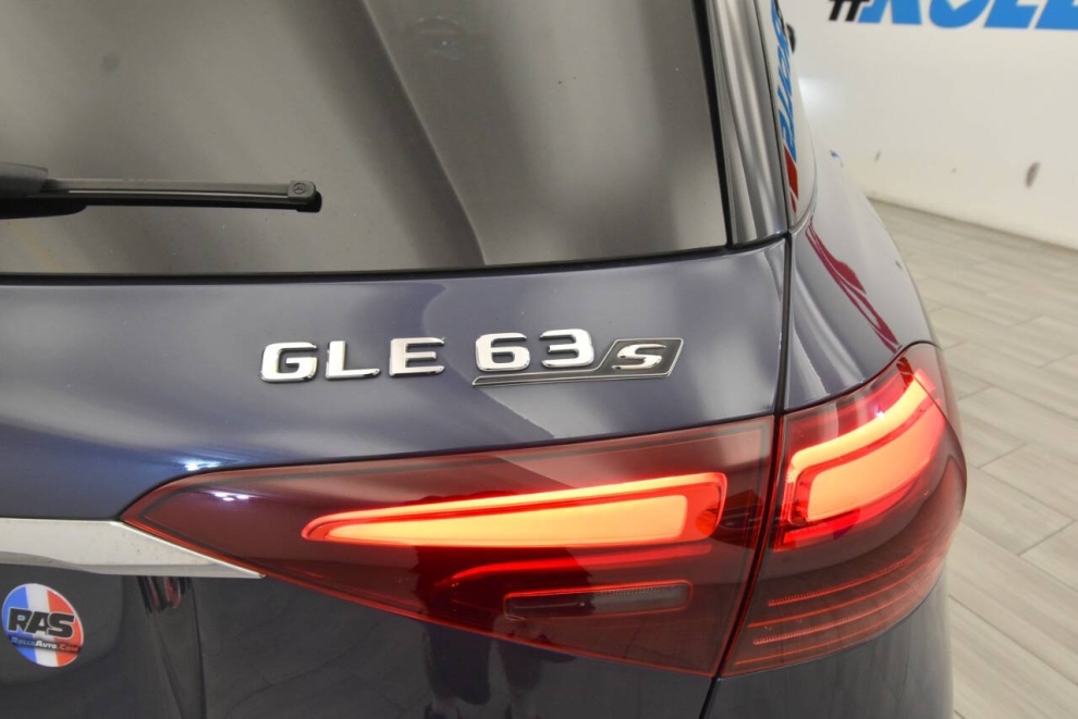 2024 Mercedes-Benz GLE AMG GLE 63 S AWD 4MATIC+ 4dr SUV, Azul, Mileage: 44,567 - photo 40