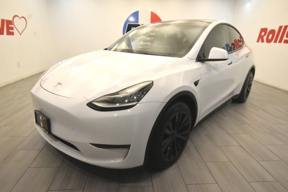 2022 Tesla Model Y Long Range AWD 4dr Crossover, White, Mileage: 70,101 