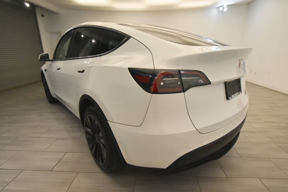 2022 Tesla Model Y Long Range AWD 4dr Crossover, White, Mileage: 70,101 - photo 2