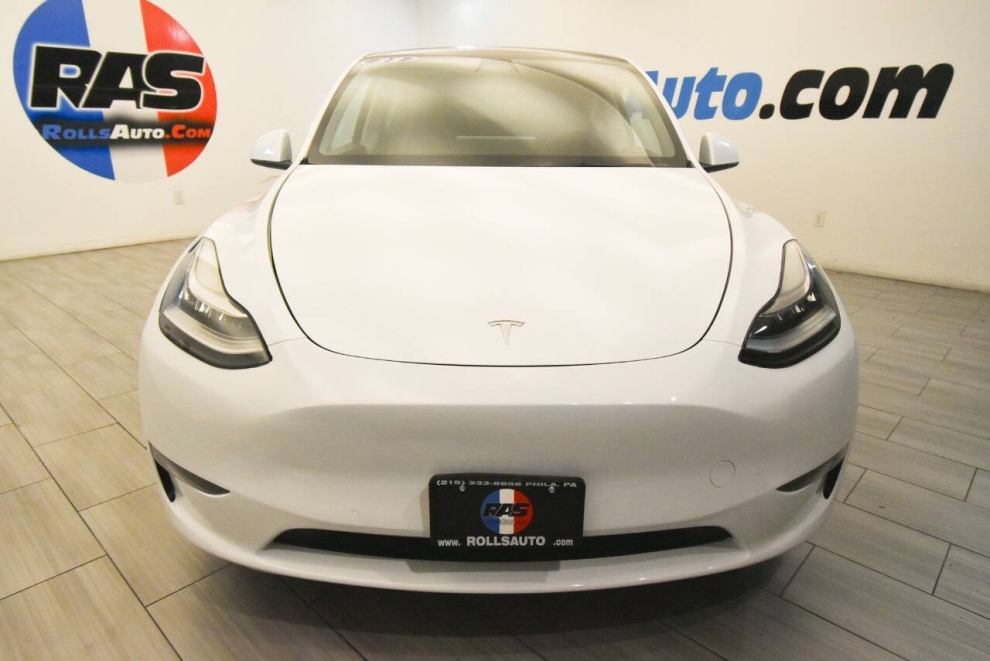 2022 Tesla Model Y Long Range AWD 4dr Crossover, White, Mileage: 70,101 - photo 7