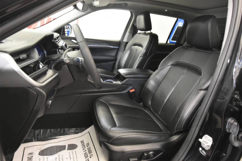 2024 Jeep Grand Cherokee 4xe 4x4 4dr SUV, Black, Mileage: 41,161 - photo 13