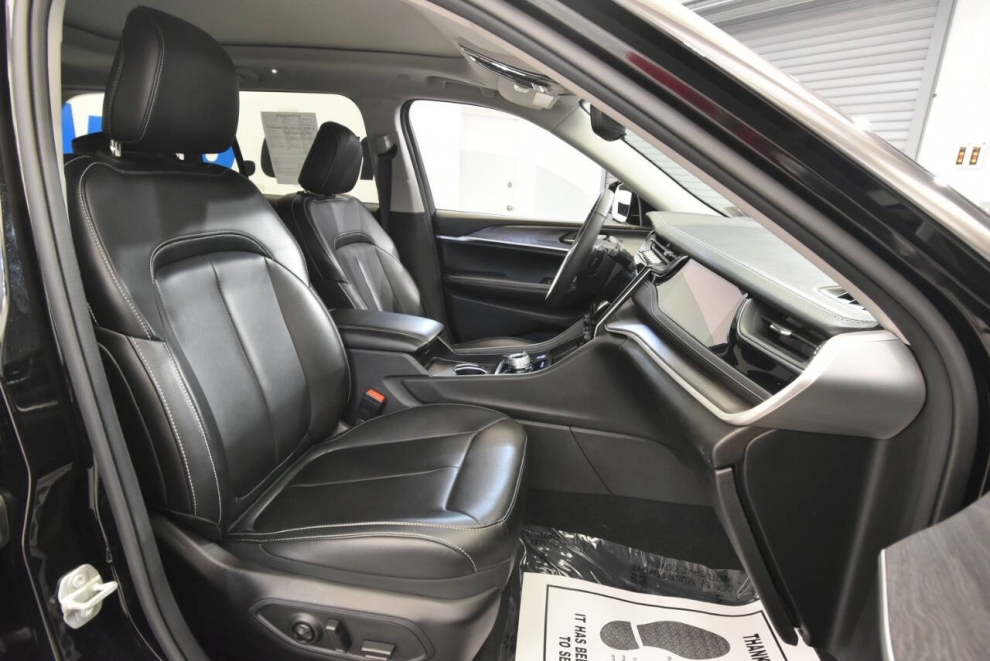 2024 Jeep Grand Cherokee 4xe 4x4 4dr SUV, Black, Mileage: 41,161 - photo 18