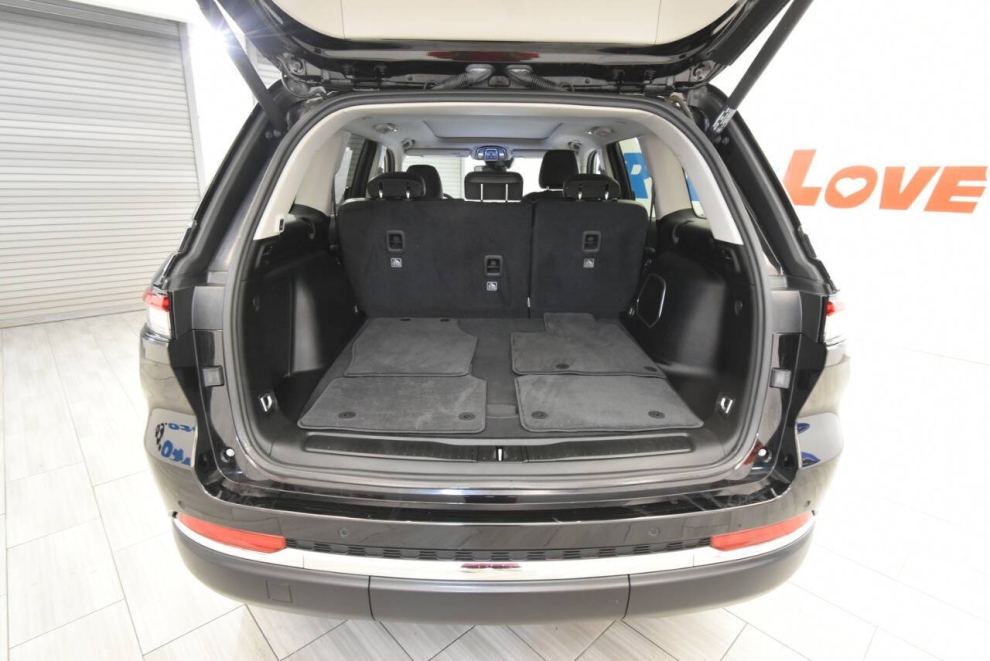 2024 Jeep Grand Cherokee 4xe 4x4 4dr SUV, Black, Mileage: 41,161 - photo 36