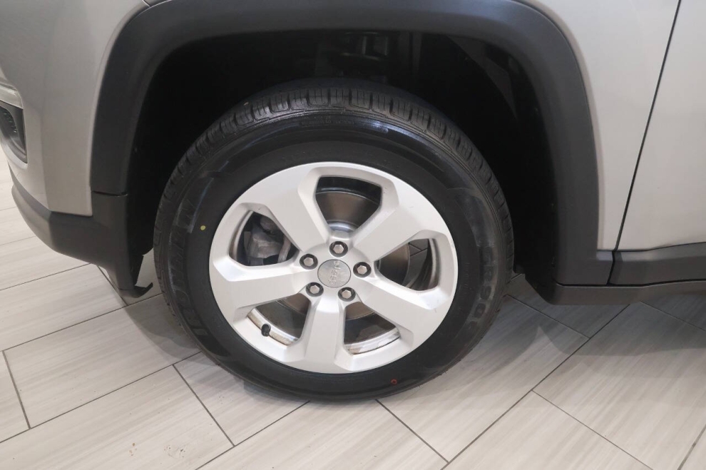 2019 Jeep Compass Altitude 4x4 4dr SUV, Silver, Mileage: 46,017 - photo 9