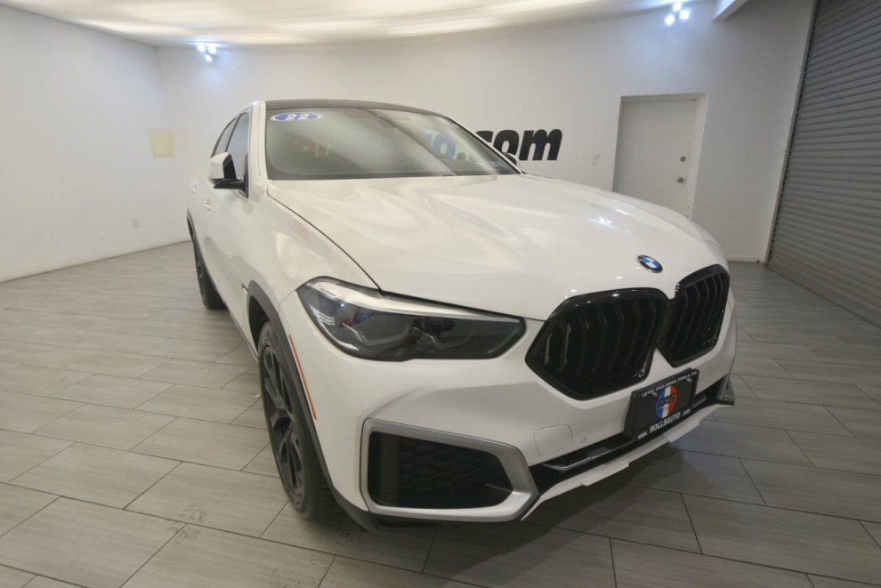 2022 BMW X6 xDrive40i AWD 4dr Sports Activity Coupe, White, Mileage: 72,687 - photo 6