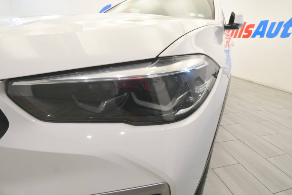 2022 BMW X6 xDrive40i AWD 4dr Sports Activity Coupe, White, Mileage: 72,687 - photo 8