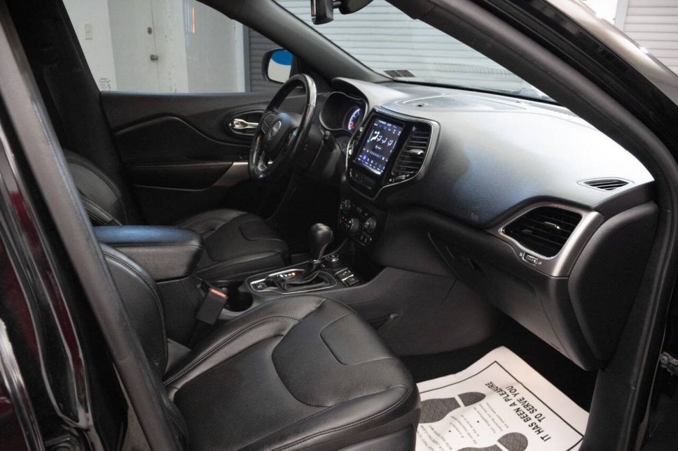 2020 Jeep Cherokee High Altitude 4x4 4dr SUV, Black, Mileage: 61,263 - photo 15