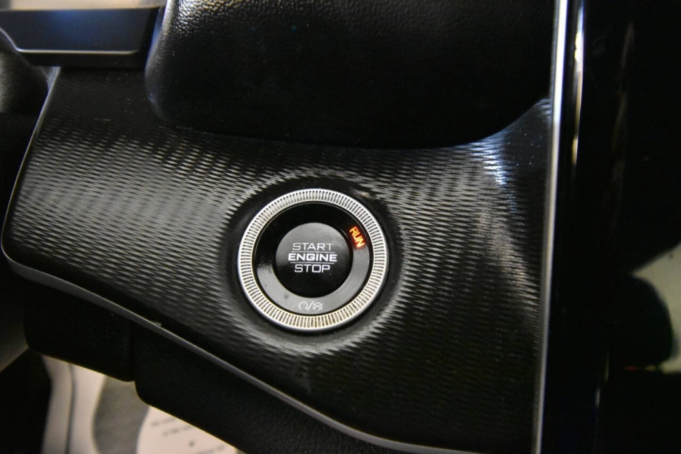 2023 Jeep Grand Cherokee Altitude 4x4 4dr SUV, Black, Mileage: 61,637 - photo 22