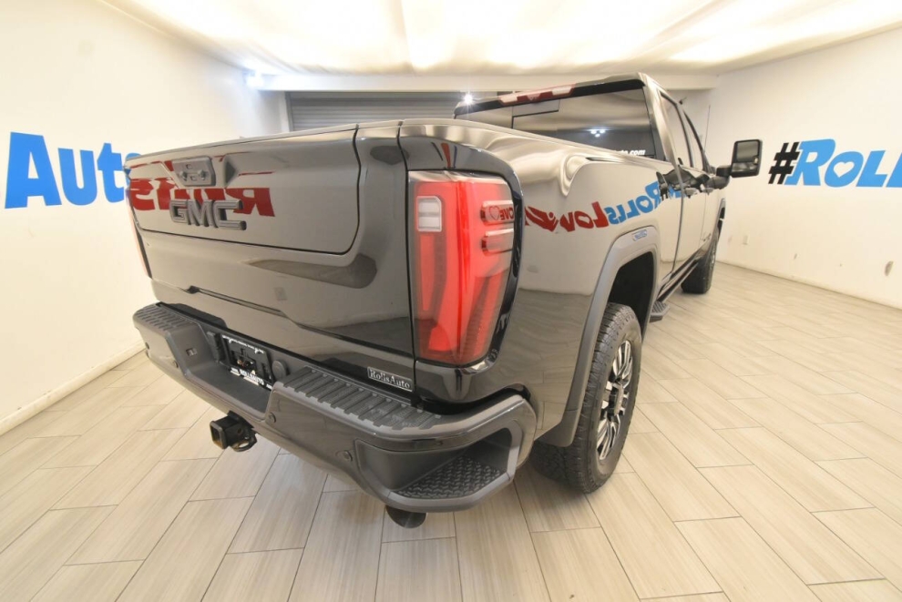 2024 GMC Sierra 2500HD Denali Ultimate 4x4 4dr Crew Cab SB, Black, Mileage: 51,599 - photo 4