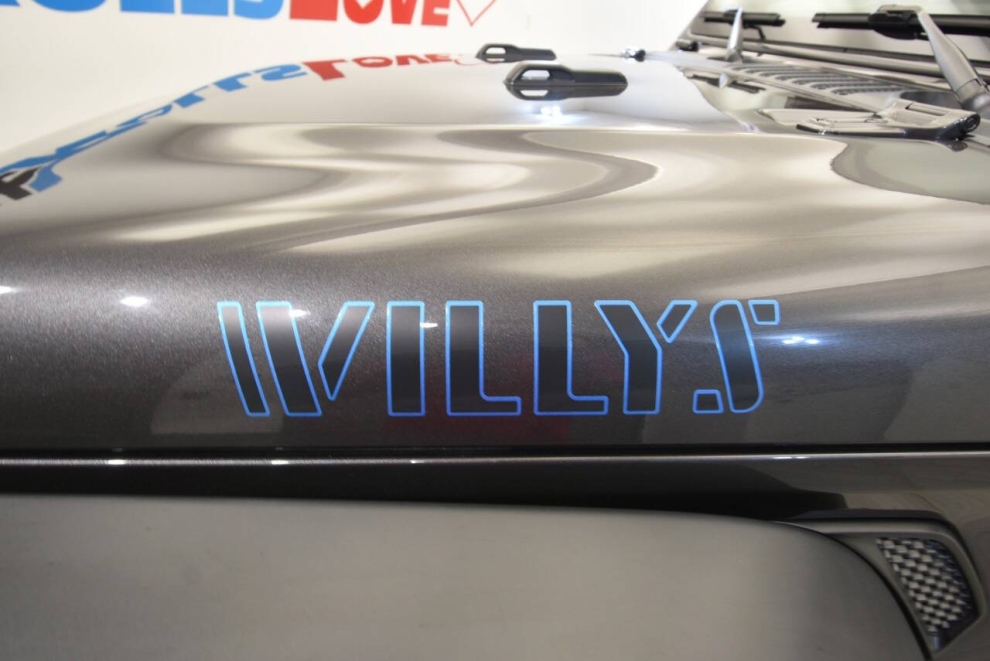 2024 Jeep Wrangler Willys 4xe 4x4 4dr SUV, Gris, Mileage: 28,048 - photo 11