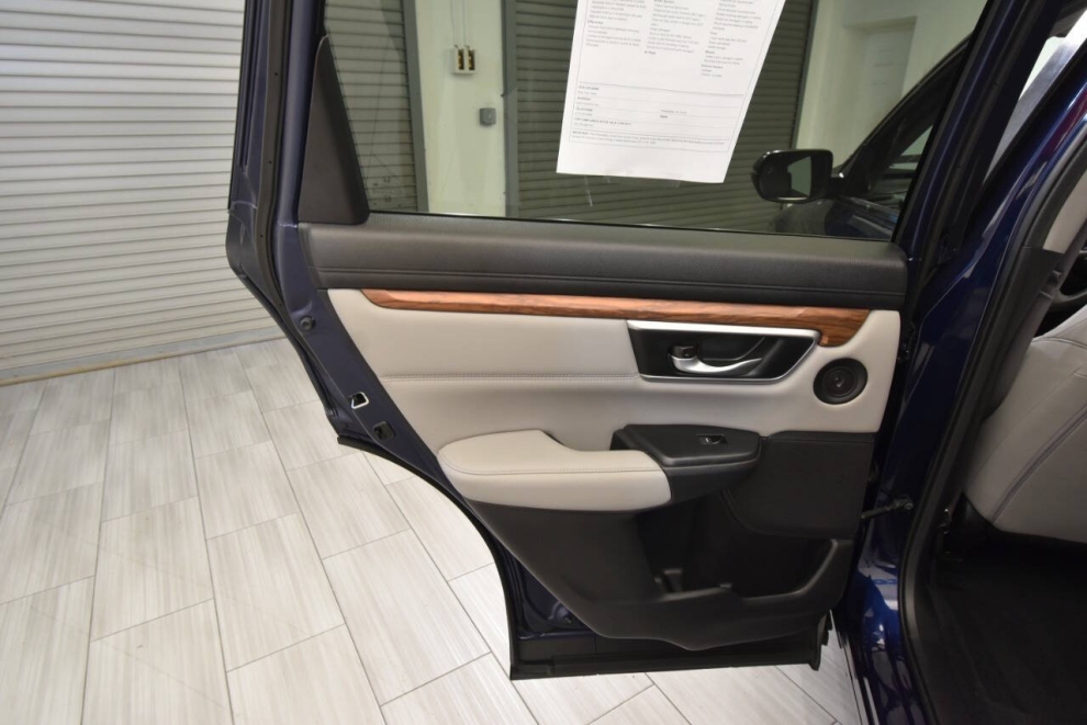 2019 Honda CR-V Touring AWD 4dr SUV, Blue, Mileage: 47,557 - photo 14