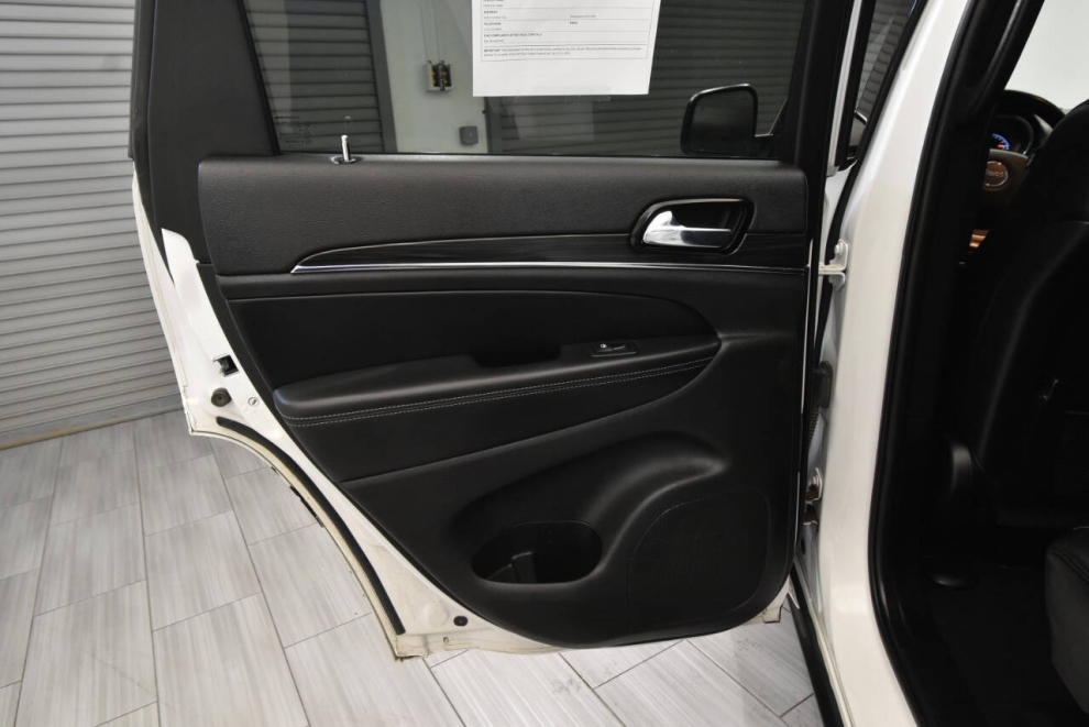 2021 Jeep Grand Cherokee 80th Anniversary Edition 4x4 4dr SUV, Black, Mileage: 69,739 - photo 14