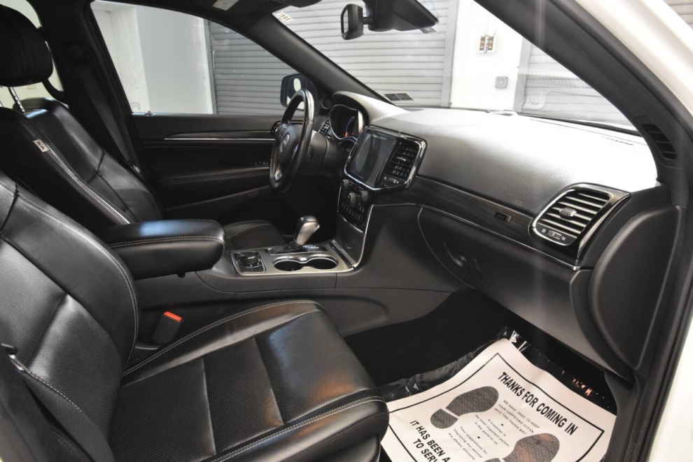 2021 Jeep Grand Cherokee 80th Anniversary Edition 4x4 4dr SUV, Black, Mileage: 69,739 - photo 15